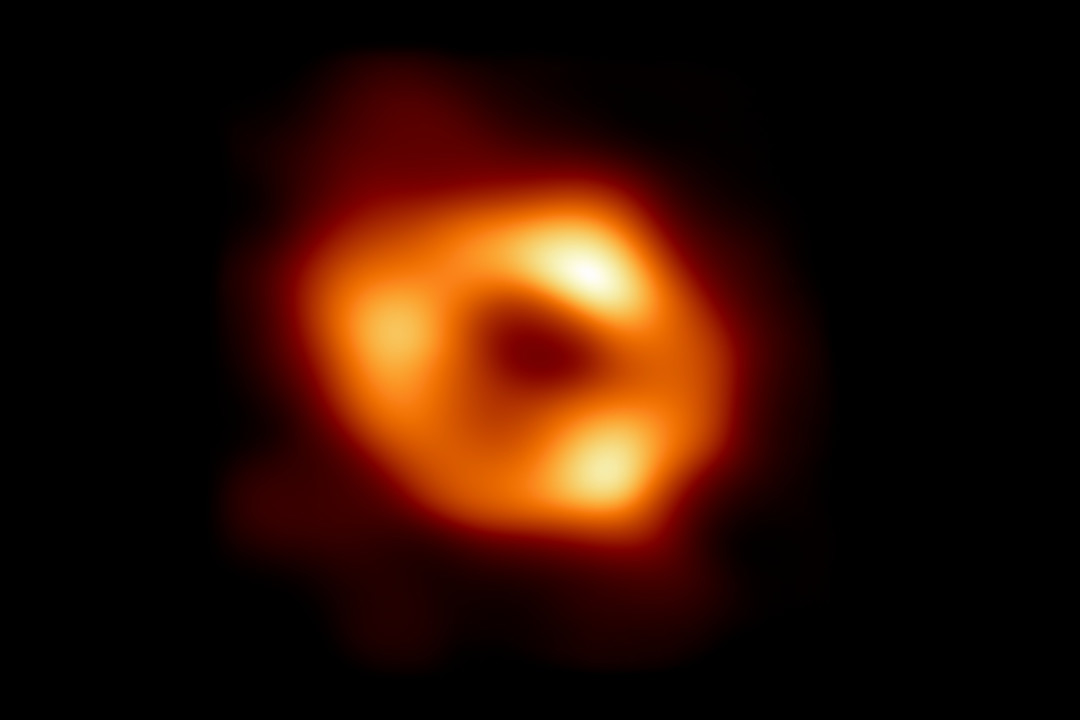 behold-the-first-photo-proof-of-the-black-hole-in-our-milky-way-1.jpg