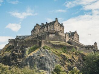 Edinburgh Businesses Must Prioritise Learning Digital Marketing